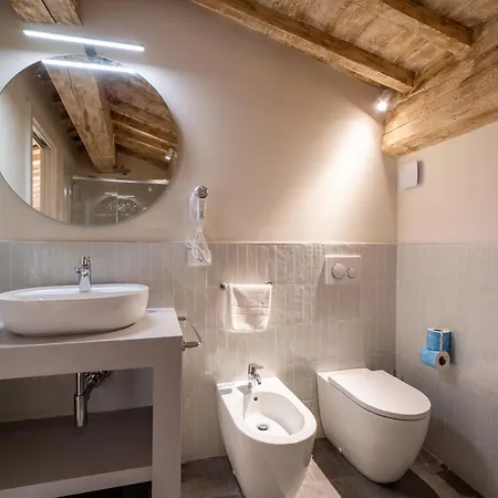 Gæstehus Residenza D'epoca Palazzo Salviati Quaratesi Firenze