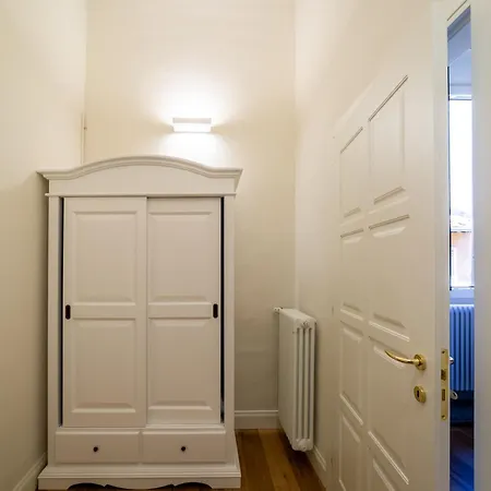 Gæstehus Residenza D'epoca Palazzo Salviati Quaratesi *